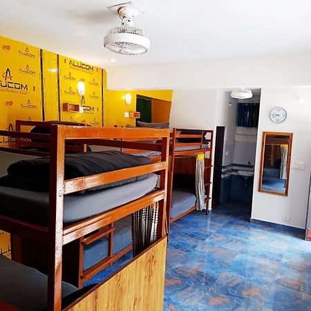 The Hosteller Mussoorie By The Streamside, Kempty Екстер'єр фото