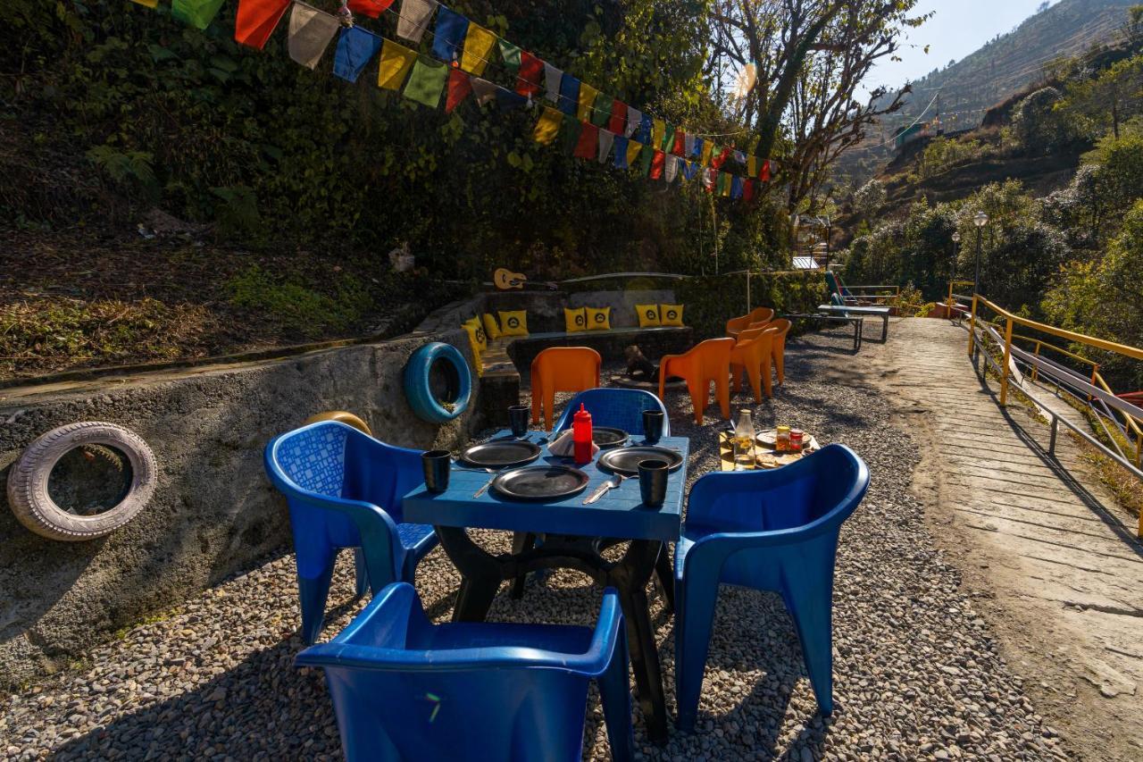 The Hosteller Mussoorie By The Streamside, Kempty Екстер'єр фото