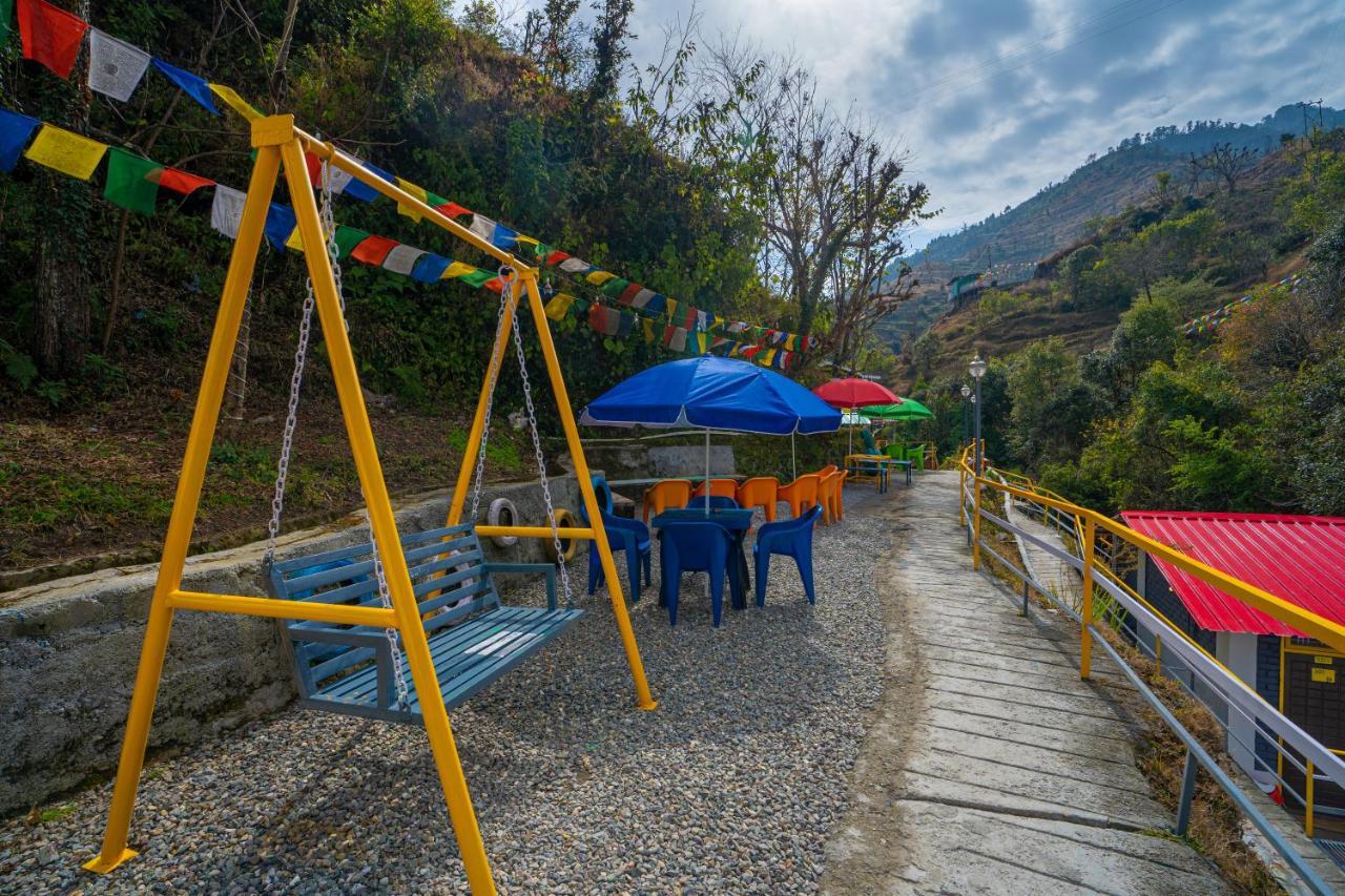 The Hosteller Mussoorie By The Streamside, Kempty Екстер'єр фото